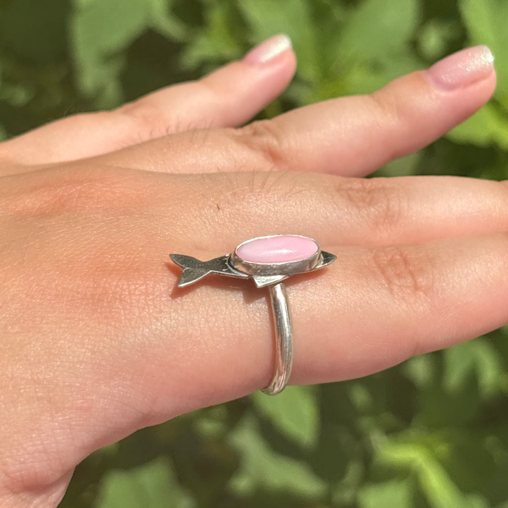 Pink Conch Fishy Ring