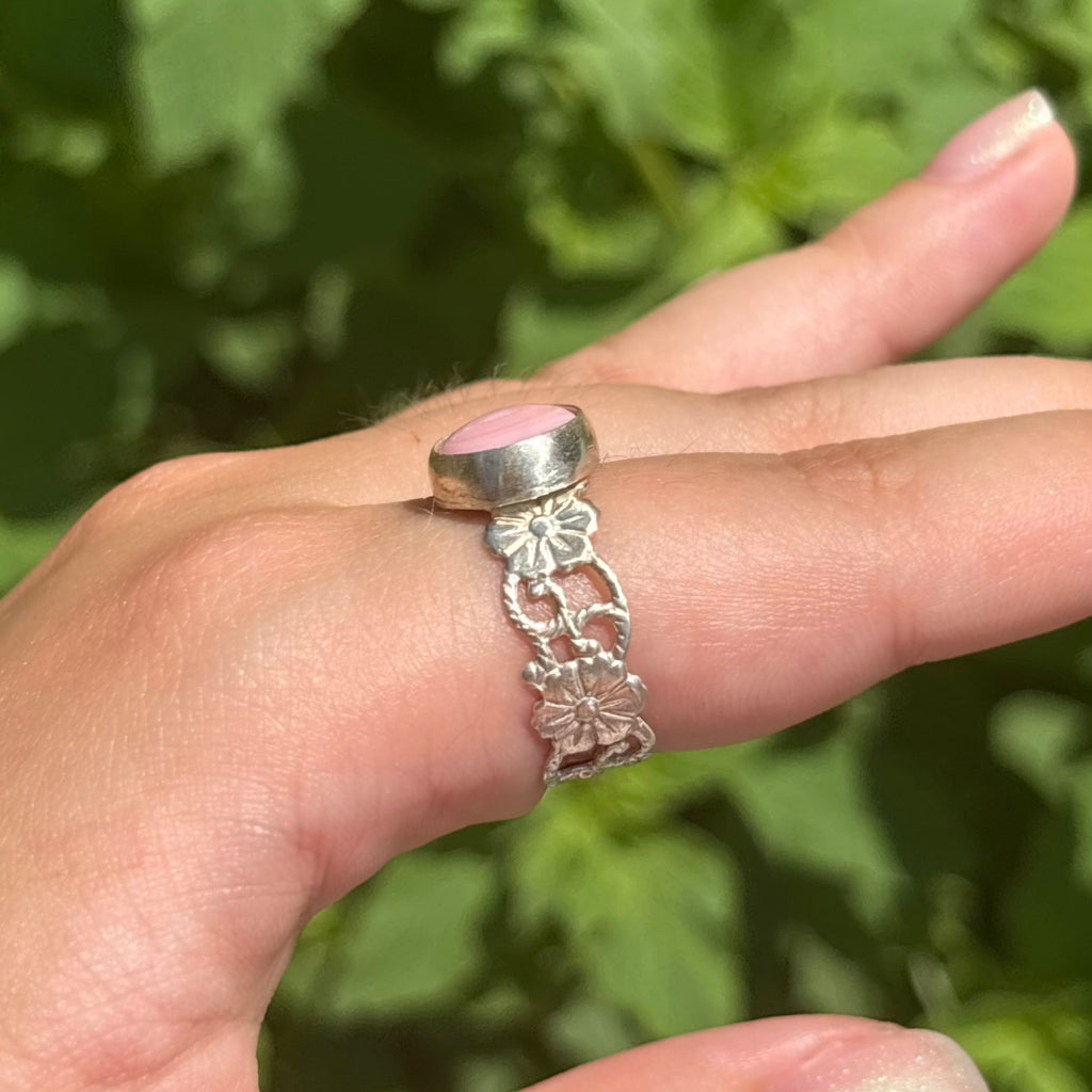 Pink Conch Flower Band Ring