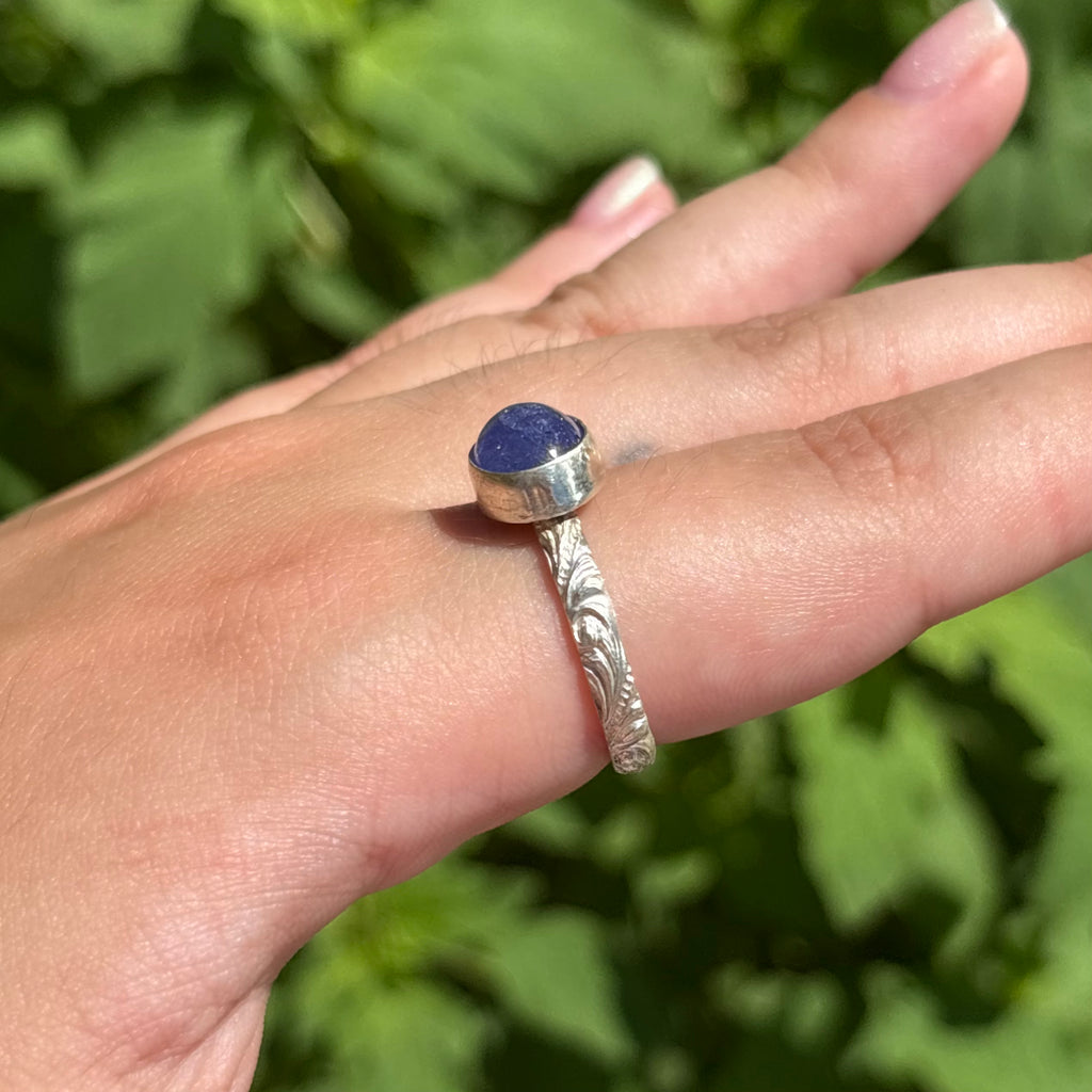 Tanzanite Wave Ring (Oval)