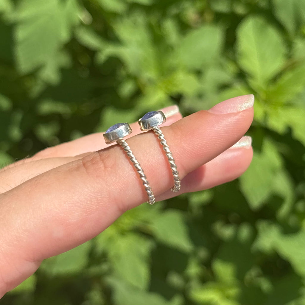 Tanzanite Twisted Rope Ring (Vertical Oval)