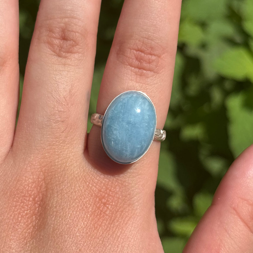 Aquamarine Wave Ring (Very Large Oval)