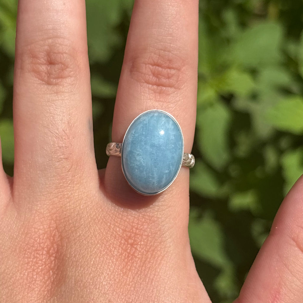 Aquamarine Wave Ring (Very Large Oval)